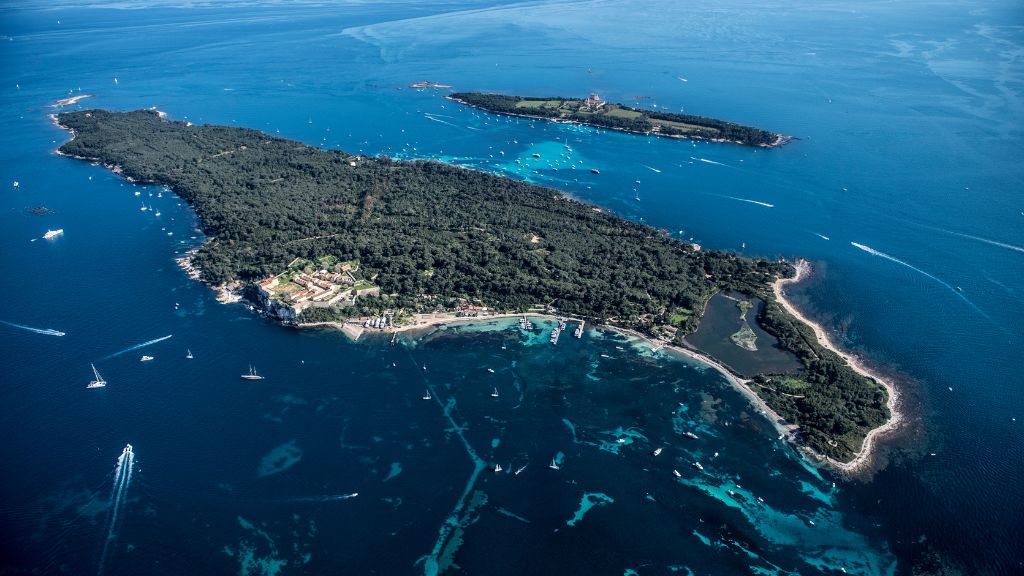 île proche cannes