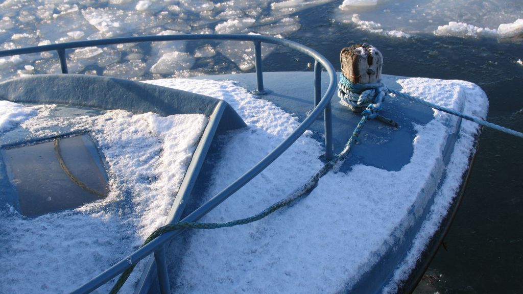 bateau et neige