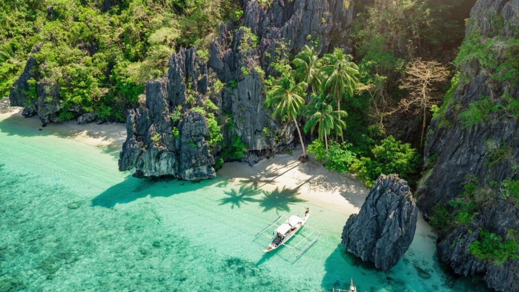 plages accessibles qu'en bateau