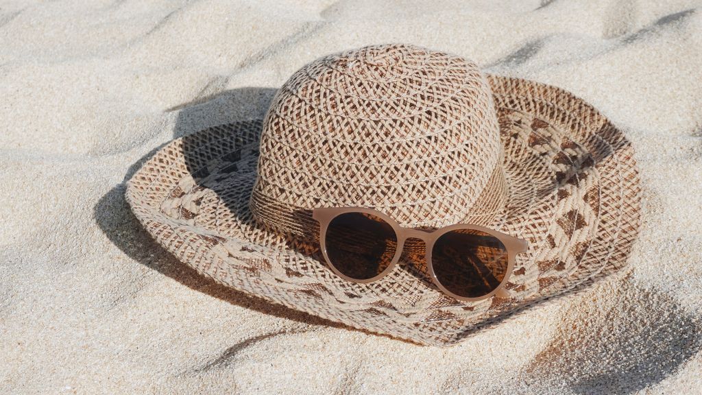 What to Pack for Your Autumn Yachting Experience