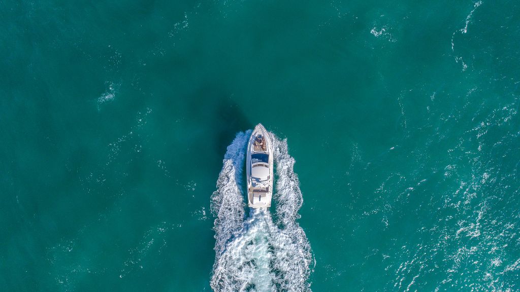 Why choose a Boat Charter to discover these hidden gems?