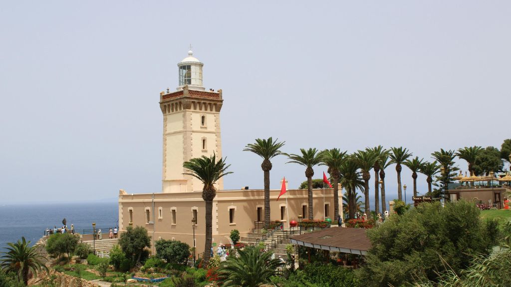 Cap Camarat: dramatic cliffs and the lighthouse view
