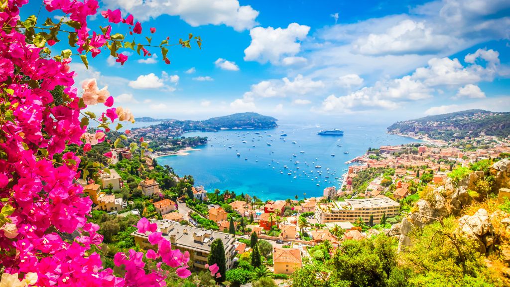 the Riviera’s wild side awaits