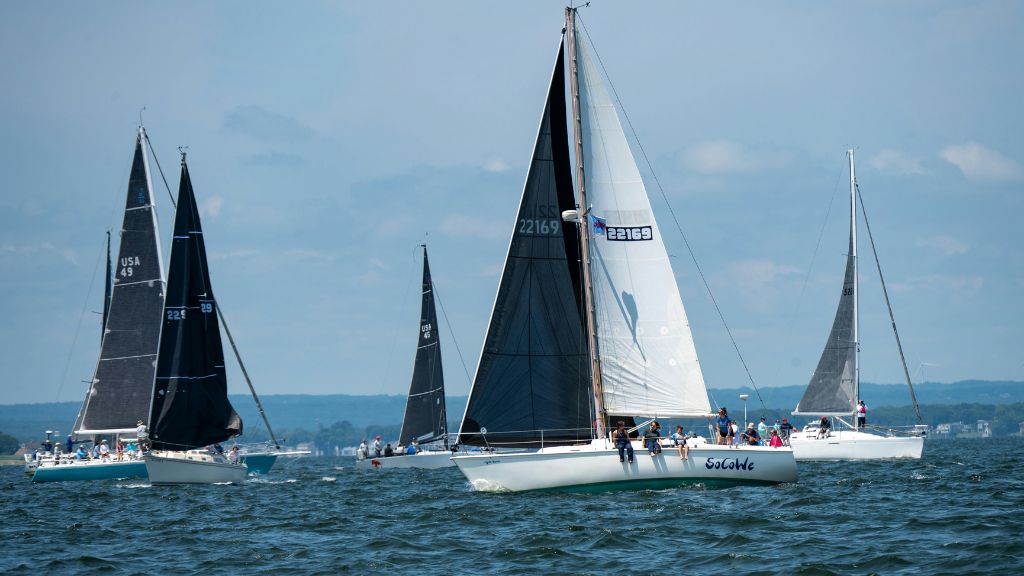 Why choose a professional skipper?